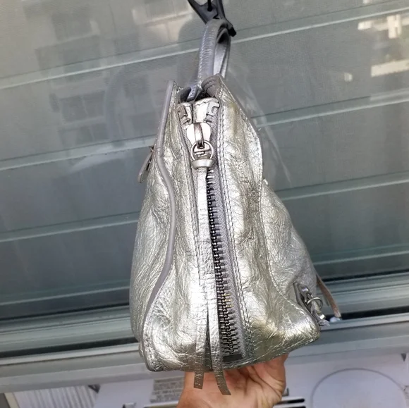 BALENCIAGA Metallic Calfskin Papier Mini A4 Tote Silver - Picture 5 of 15